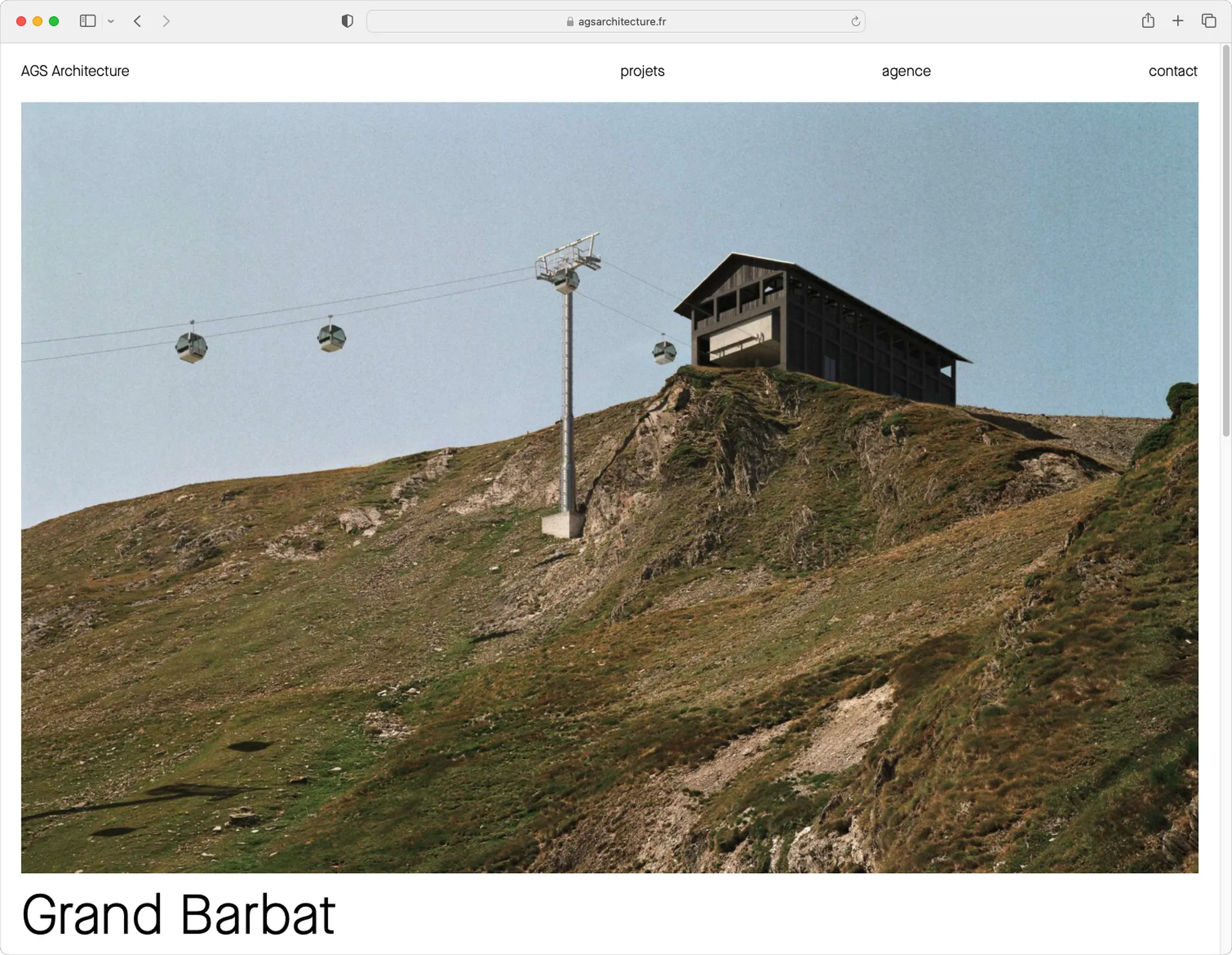 Page projet Grand Barbat sur le site AGS Architecture — webdesign éditorial pour fiche de réalisation architecturale, graphiste Occitanie
