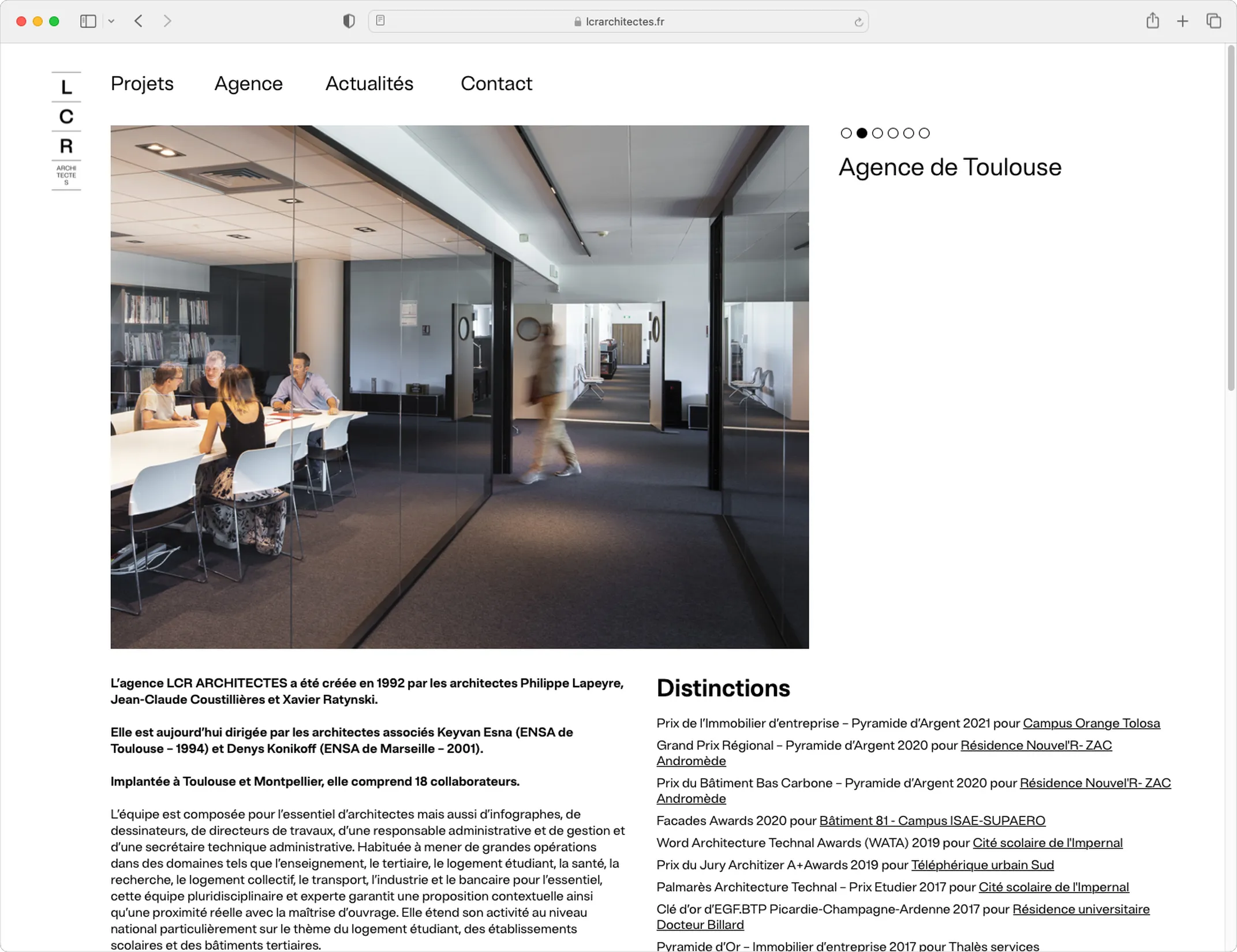 Page Agence de Toulouse du site LCR Architectes — webdesign de présentation d'équipe avec photo et distinctions, graphiste freelance Toulouse, Occitanie